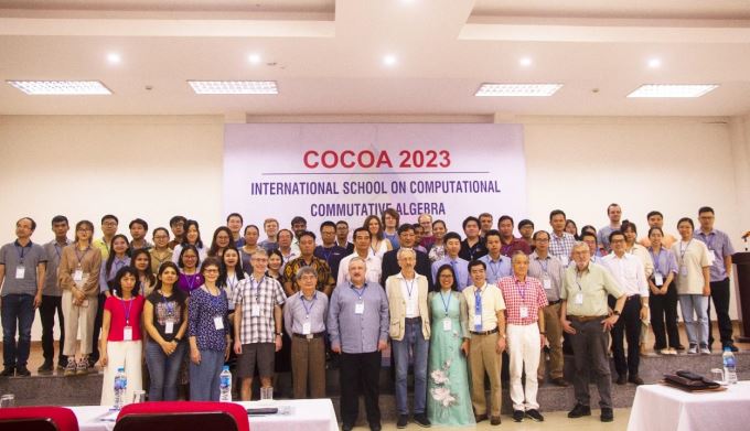 Trường Xuân Quốc tế Tính toán Đại số Giao hoán (COCOA 2023)