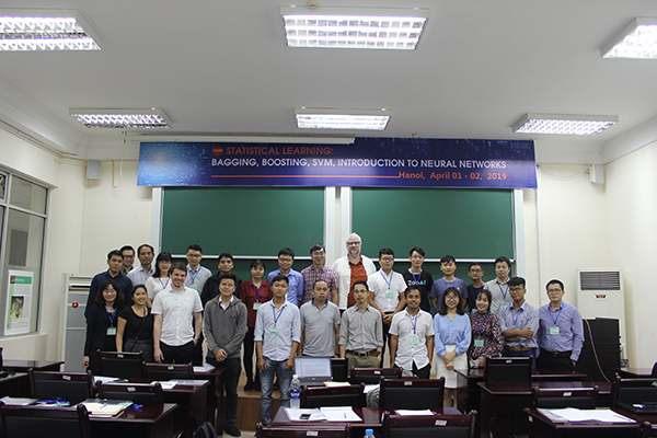 Khóa học “Statistical learning: bagging, boosting, SVM, introduction to neural networks”