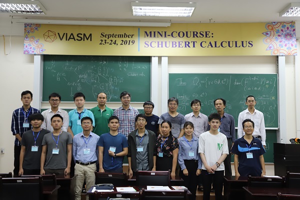Mini-course “Schubert Calculus"