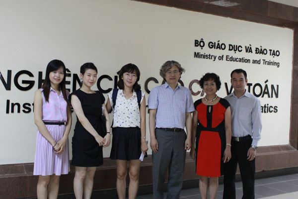 Professor Hyungju Park – South Korea National Institute for Mathematical Sciences (NIMS) visited VIASM