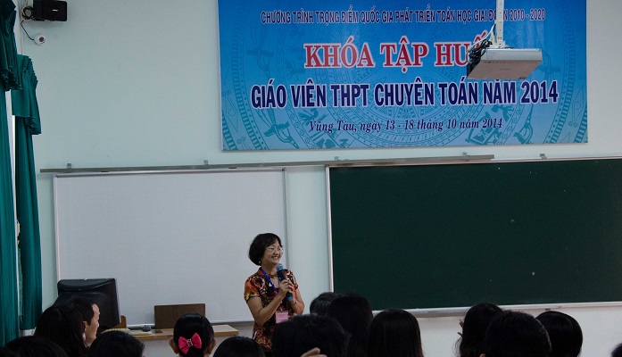 Khai giảng Khóa tập huấn giáo viên THPT chuyên Toán khu vực phía Nam năm 2014